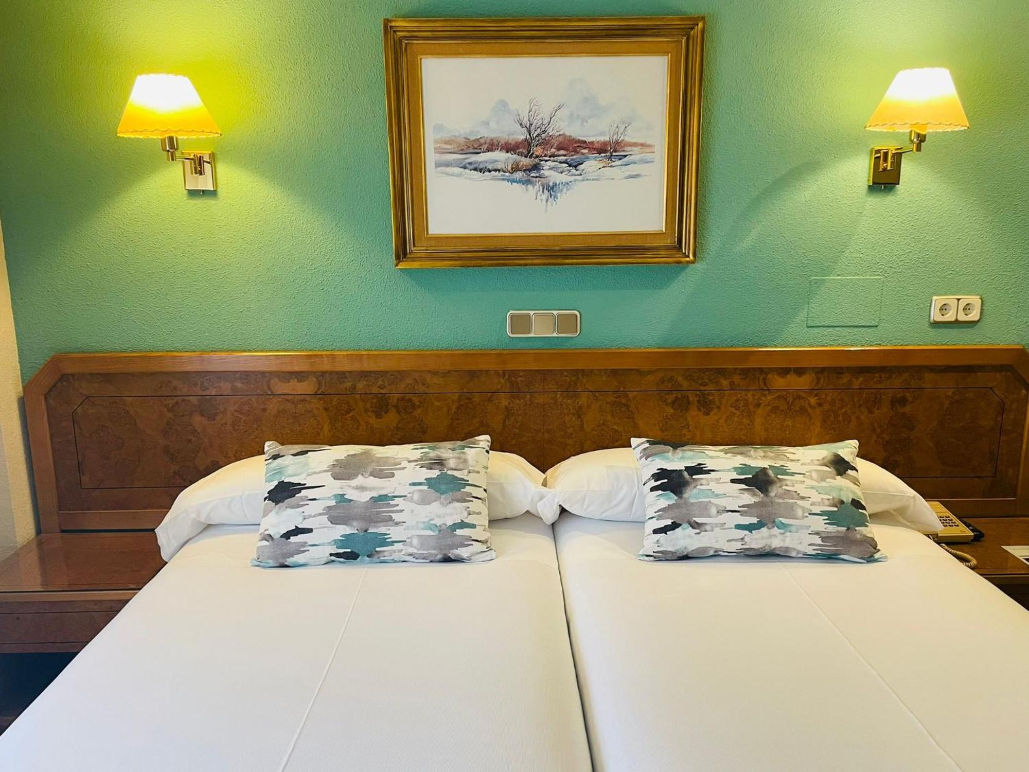 Hotel Don Carmelo Ávila Eksteriør billede