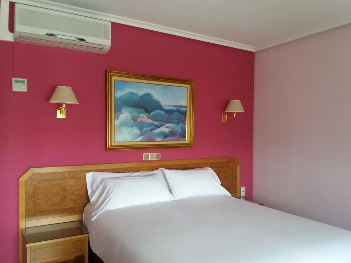 Hotel Don Carmelo Ávila Eksteriør billede